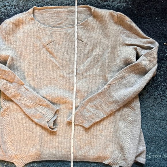 Grey Cashmere Sweater with Herringbone sleeve detail, Small - Picture 4 of 6